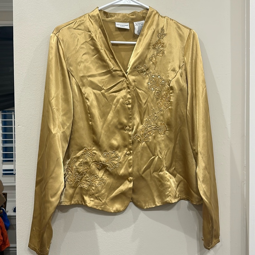 Covington gold embroidered top- petite large